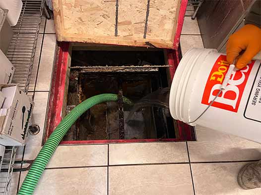 commercial grease trap cleaning services in hinsdale il.