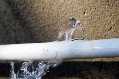 how to avoid frozen water lines.